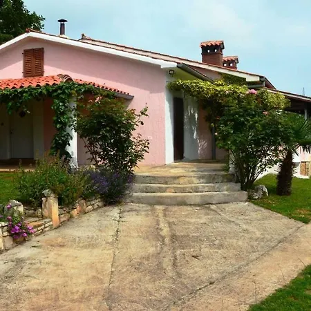 Holiday home Eda *